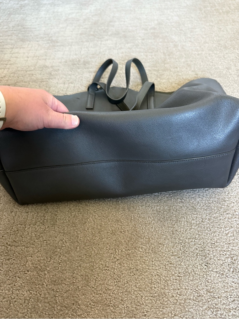 Saint Laurent Grey Calfskin Leather Tote Bag w/ Detachable Pouch Large - Picture 10 of 12